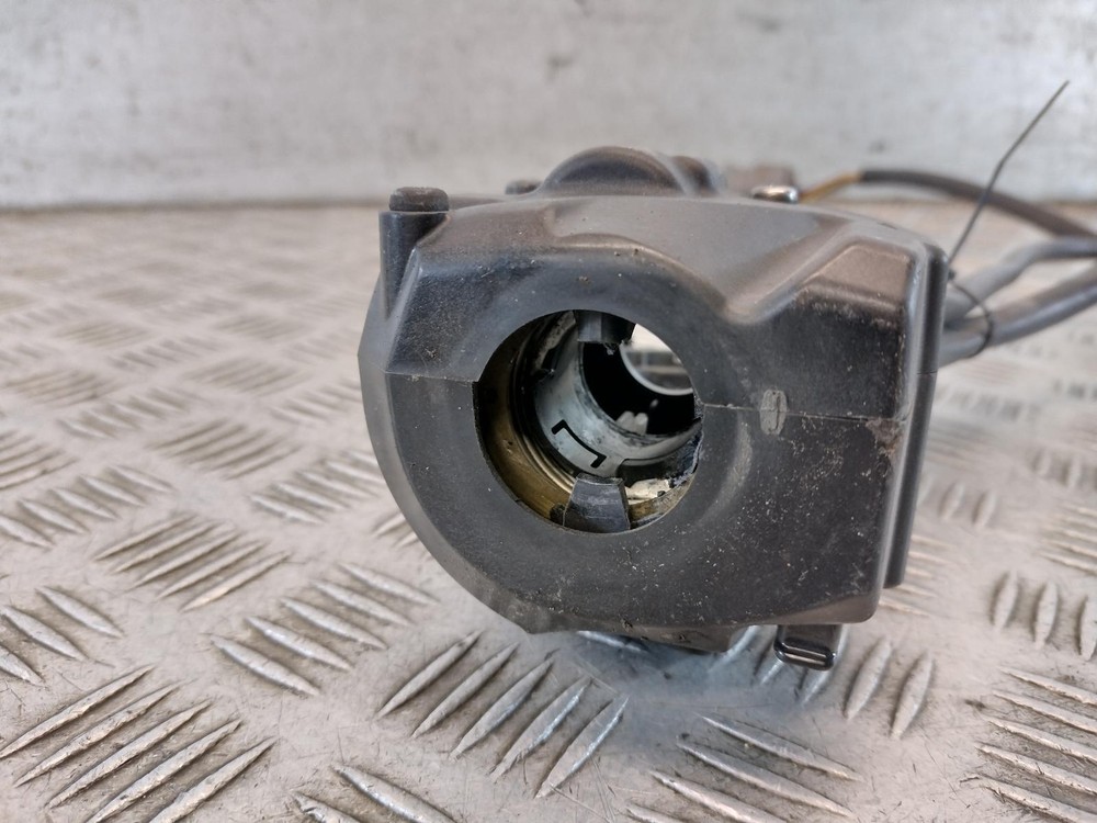 2012 TRIUMPH TIGER 1200 Right Hand Switch Gear