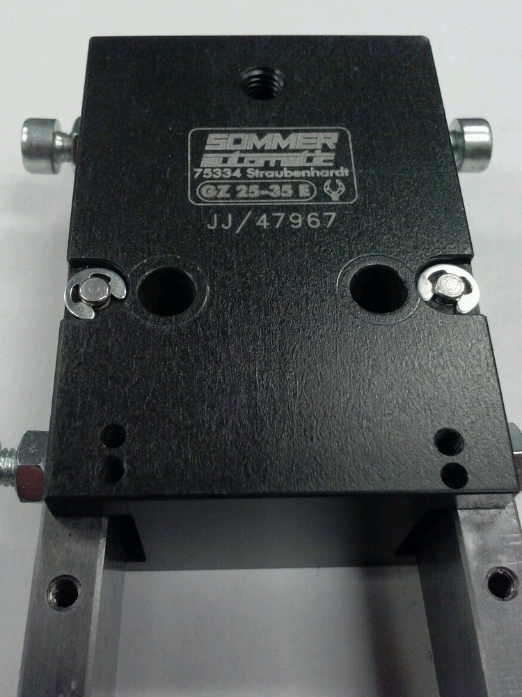 Sommer Automatic GZ25-35E 2 Jaw Angular Gripper