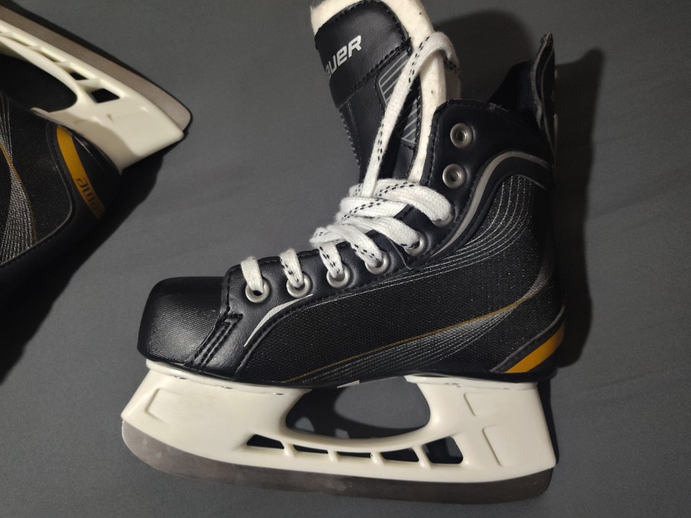 Bauer Supreme Ice Skates US 2