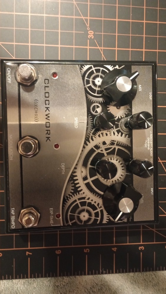 Clockwork Echo Guitar Delay & Modulation Effect Pedal Used Made In USA!!