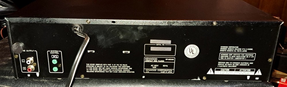 Kenwood DP-M5540 Multiple Compact Disc 6 Disc CD Player Tested Works No Remote