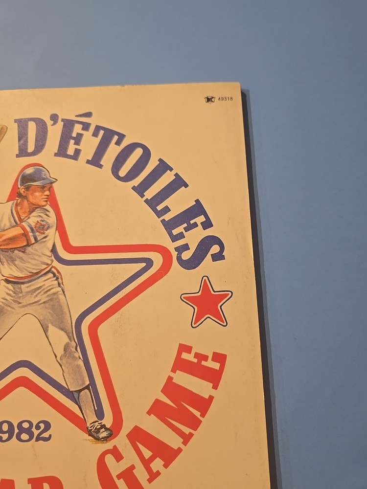 1982 MLB All Star Game OFFICIAL PROGRAM NEAR MINT Condition w/Inserts