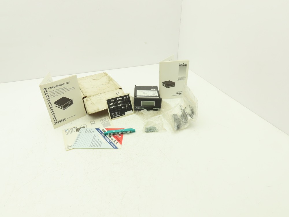 Omega DP2140-P8 Digital Panel Meter Display 120V DP2000 Omegarometer