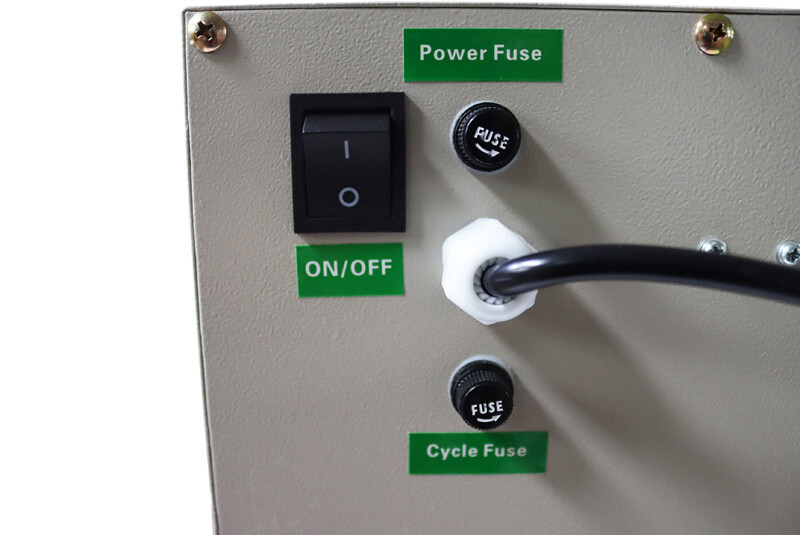 110V Laboratory Chiller Circulator -20℃-100℃ Circulating Water Liquid Bath