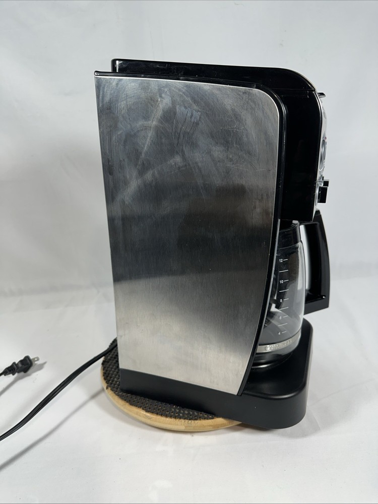 Cuisinart DCC-2650 Extreme Brew 12-Cup Programmable Coffee Maker Silver & Black