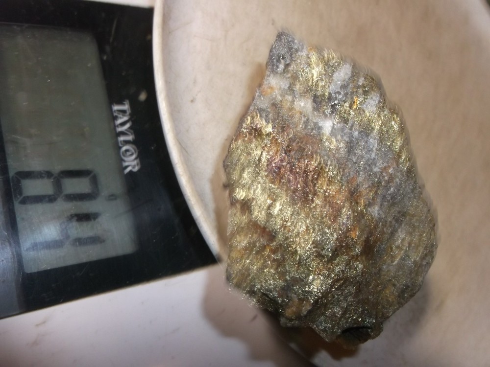Gold, silver, copper, 84 grams samples ,ore high grade .