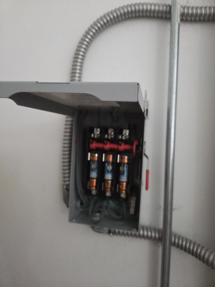 Bradford White Commercial Water Heater, 50 Gallon, 208v / 3 Phase