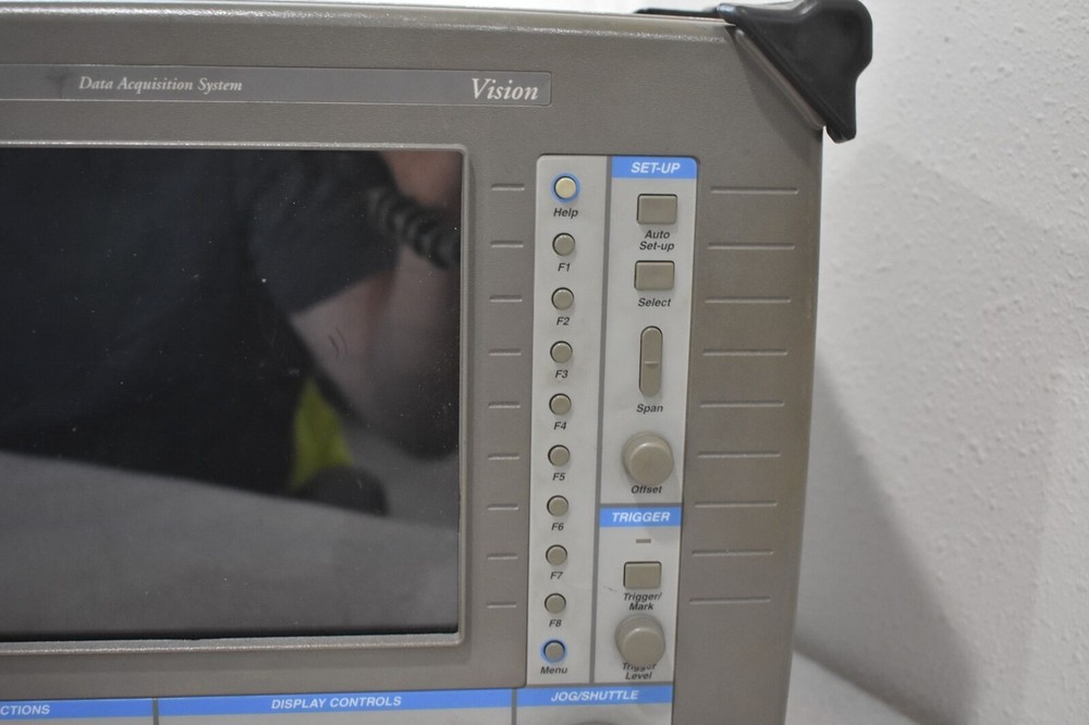 NICOLET DATA ACQUISITION SYSTEM VISION 8 CHANNEL ASSEMBLY, WITH SOFT SIDED CASE