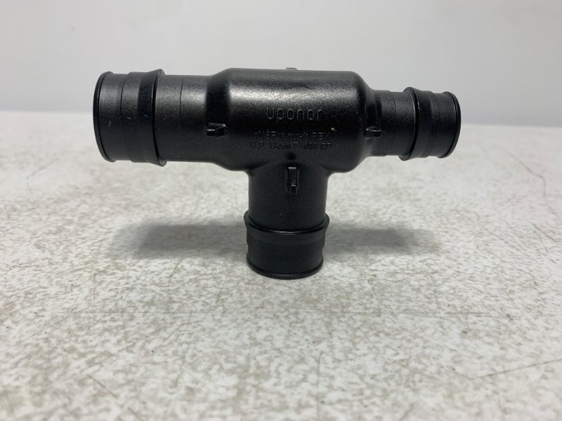 Uponor F1960 EP Reducing Tee 3/4"x1"x1" PEX (lot of 25)