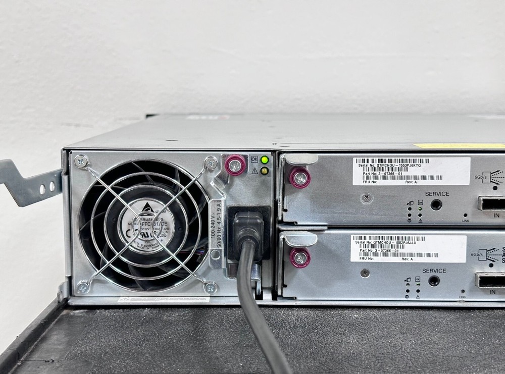 Quantum QXS 24-bay SAS disk array w/ Dual 3-07366-01 Modules