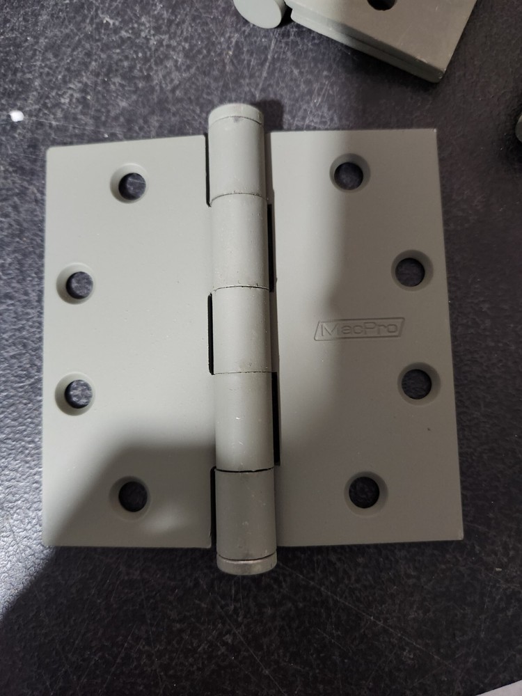 3 MacPro Hinges 4.5" x 4.5"