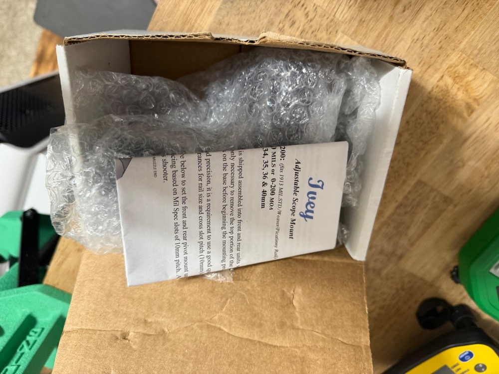 IVEY ADJUSTABLE SCOPE MOUNT Black. 200 MOA. New never used.