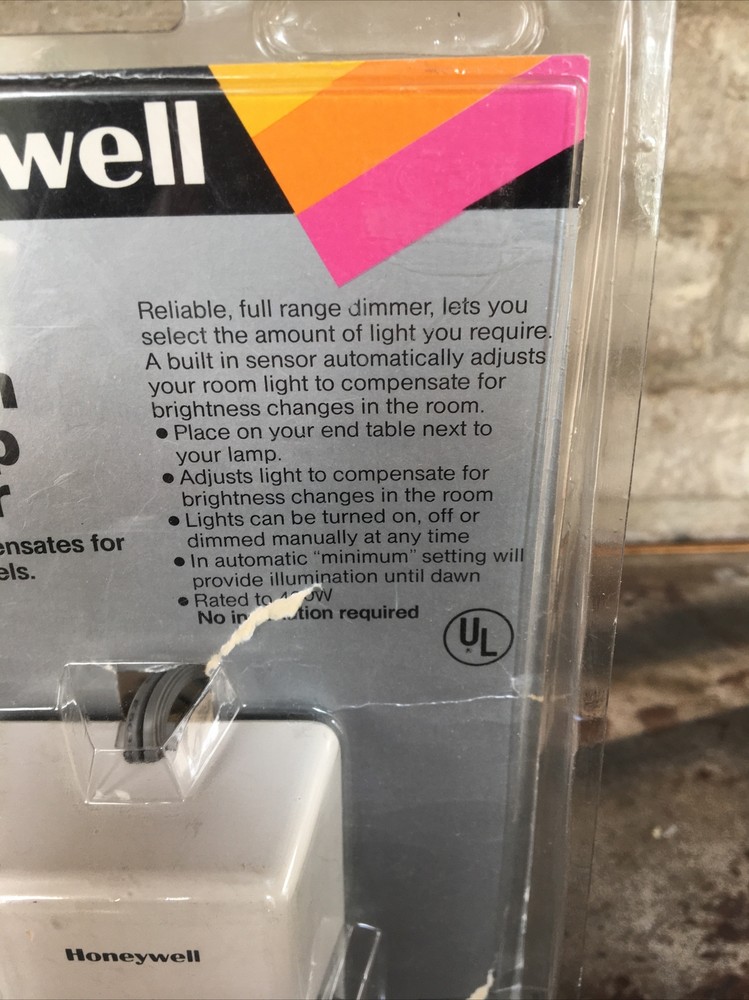 Honeywell Multi Function Table Top Dimmer - New