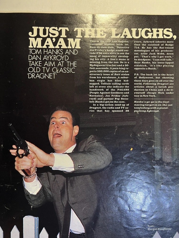 Dragnet 1987 - A Screenplay by D.E. Aykroyd - & Mini Badge + More - B3