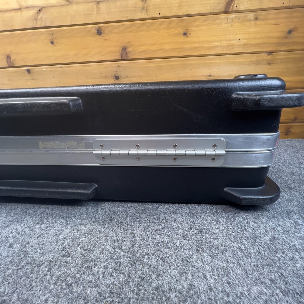 SKB Compound Bow Case Hard Shell 53" Black Extra Long w Keys Foam Interior