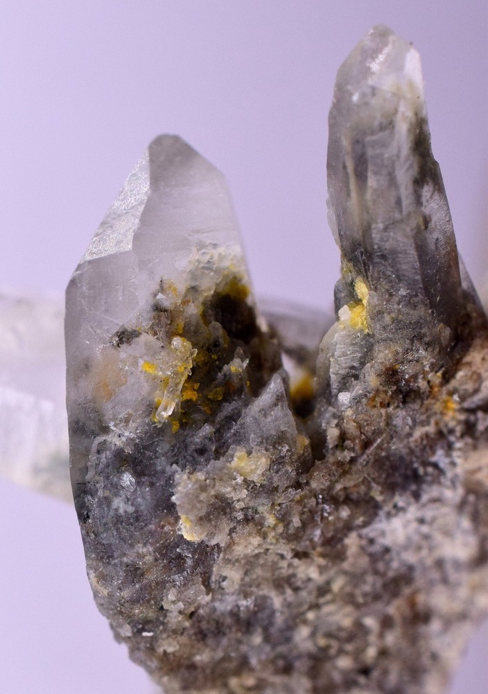 5cms GEM QUARTZ Natural Chlorite Included Phantom Crystal Peru Q332