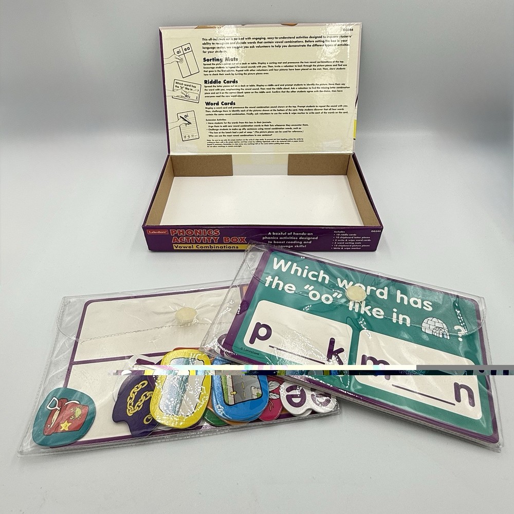 Lakeshore Learning VOWEL COMBINATIONS Phonics Activity Box GG344 - READ