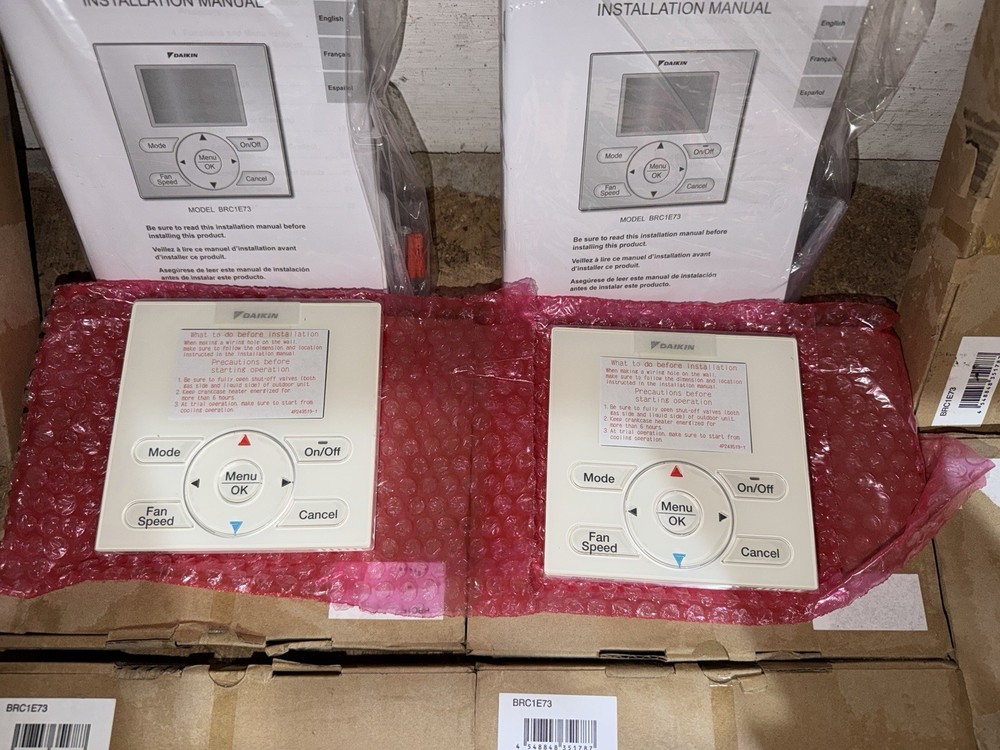 Daikin Industries LTD Remote Controller BRC1E73 New