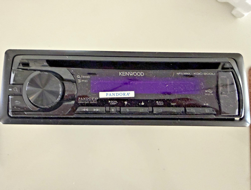 Kenwood KDC 200U New/Open Box Complete