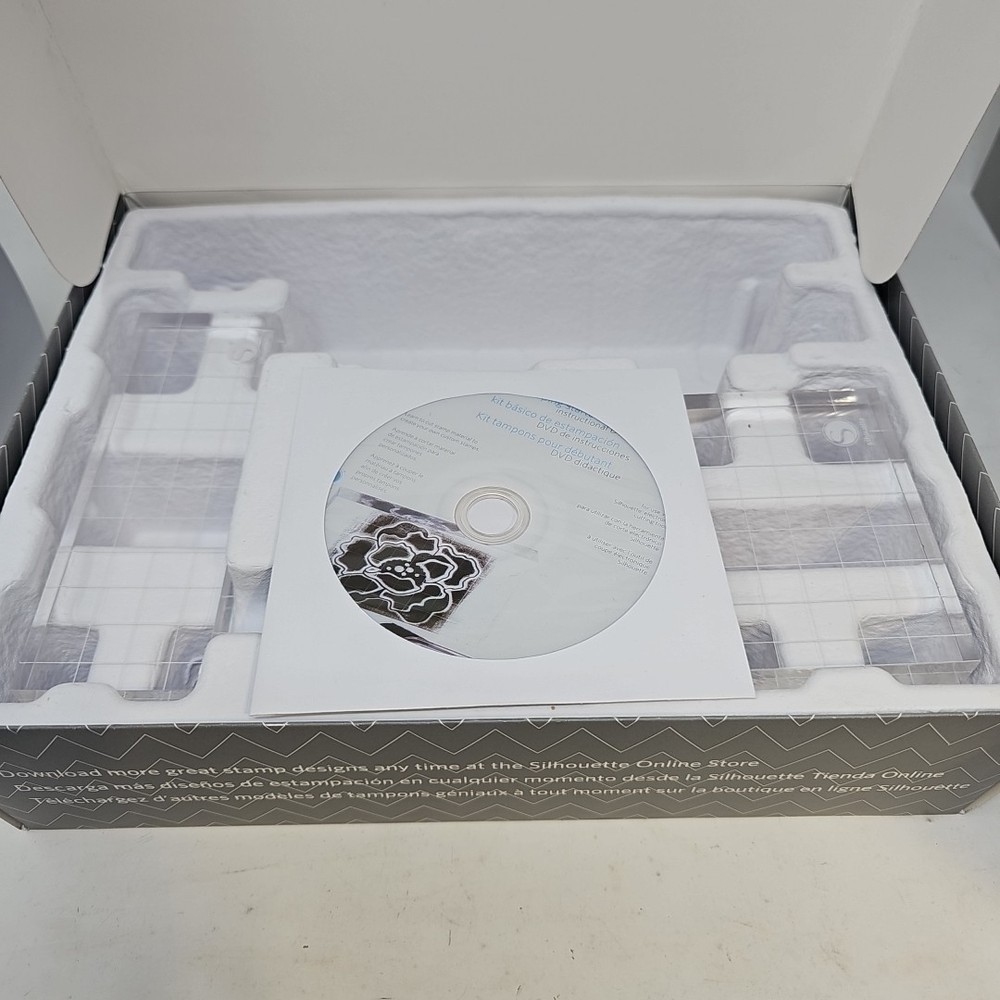 Silhouette Mint Custom Stamp Maker Machine NEW W/ EXTRAS See Description