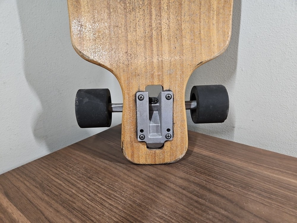 White Wave Longboard Skateboard Warrior 38”