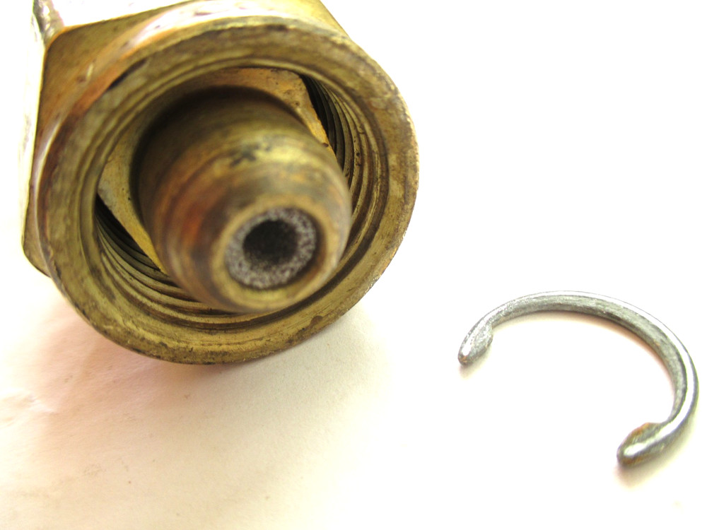 CGA 540 Regulator Replacement 3" Stem Nipple and Nut