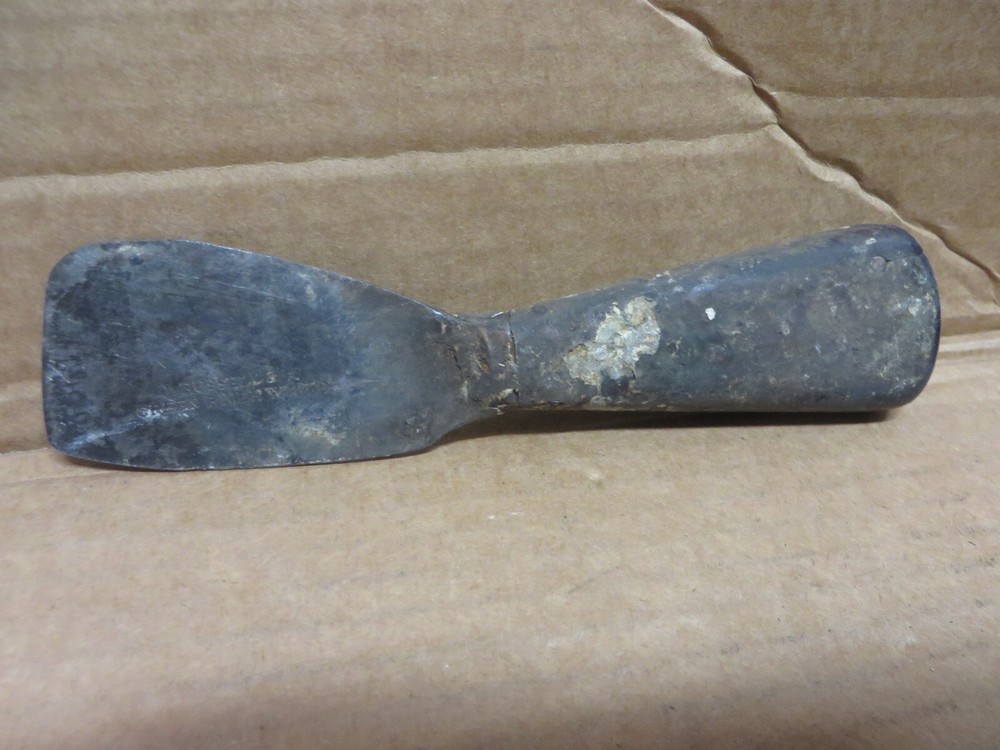 vintage OFFSET scraper WOOD HANDLE J. R. RUSSEL & CO. GREEN RIVER