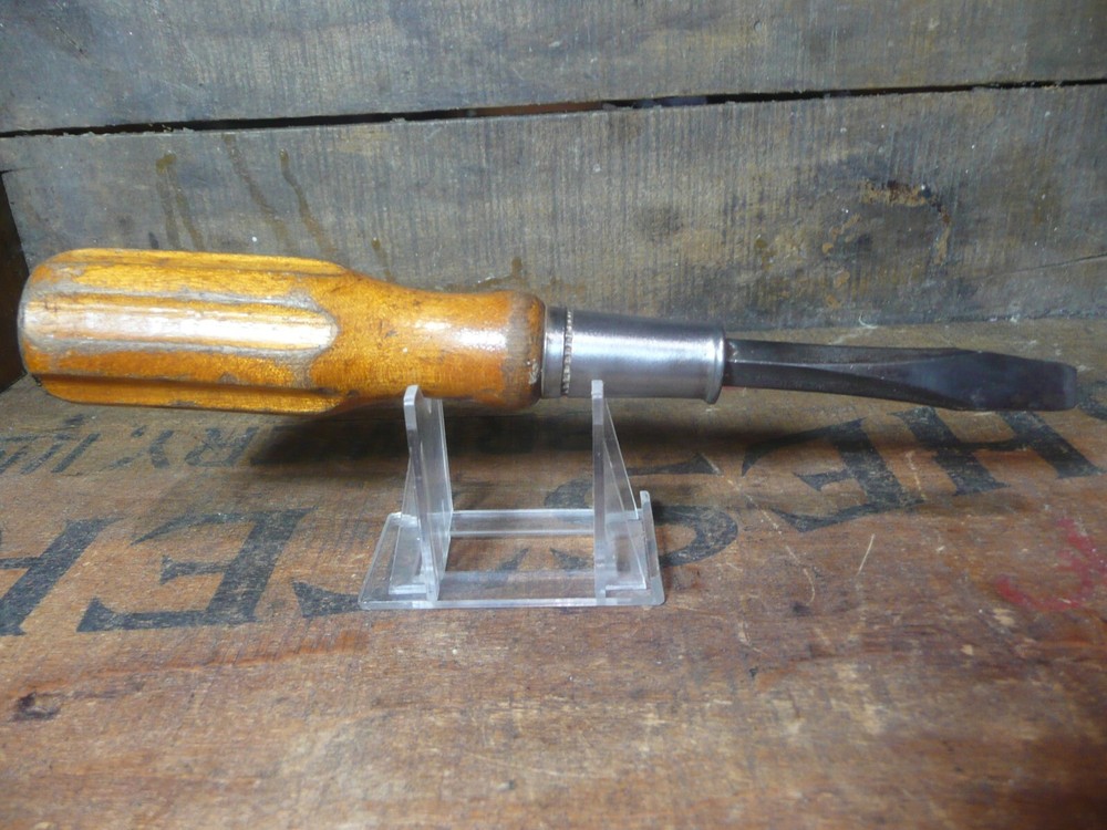Vintage Wood Handle Screwdriver 3"