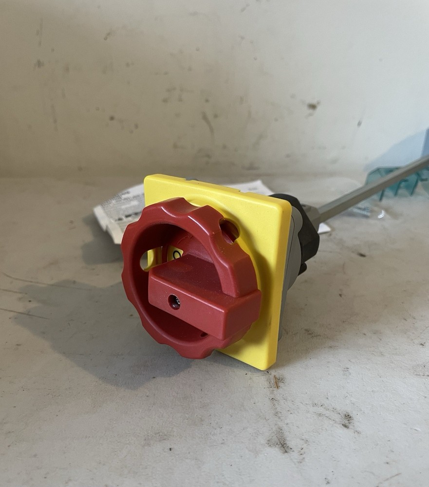 SIEMENS 3LD2113-0TK53 Disconnect Switch Master Emergency Stop
