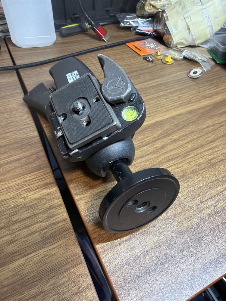 Manfrotto 322RC2 Tripod Head untested as is