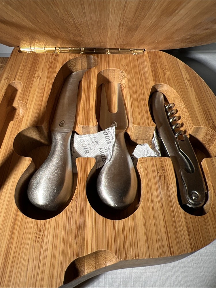 Toscana Piano Cheeseboard with Tools Set – Bamboo Cheese Board