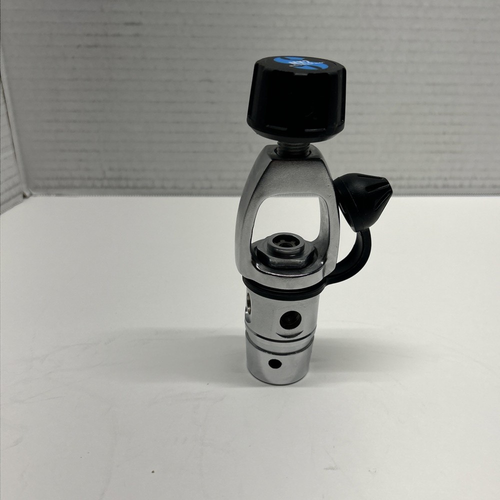 Scubapro MK2 First Stage Regulator. Nice Congratulation. Testedcand Working.