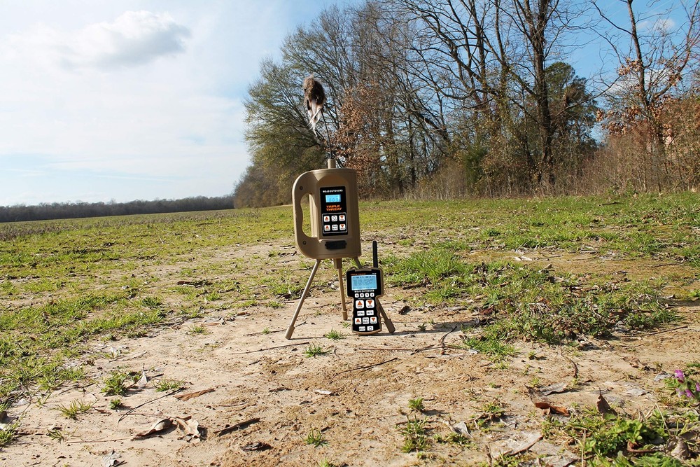 MOJO Outdoors Triple Threat E-Caller Predator Call Decoy, 3-Part Complete