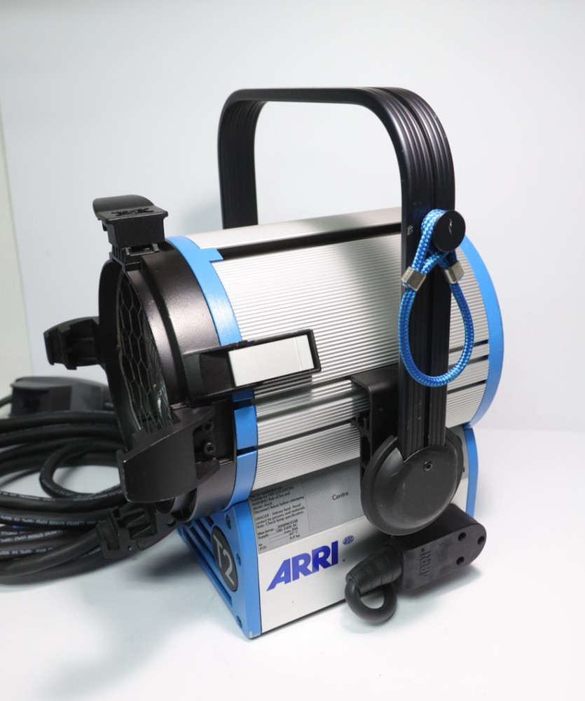 ARRI T2 2000W Tungsten Light, Great Condition