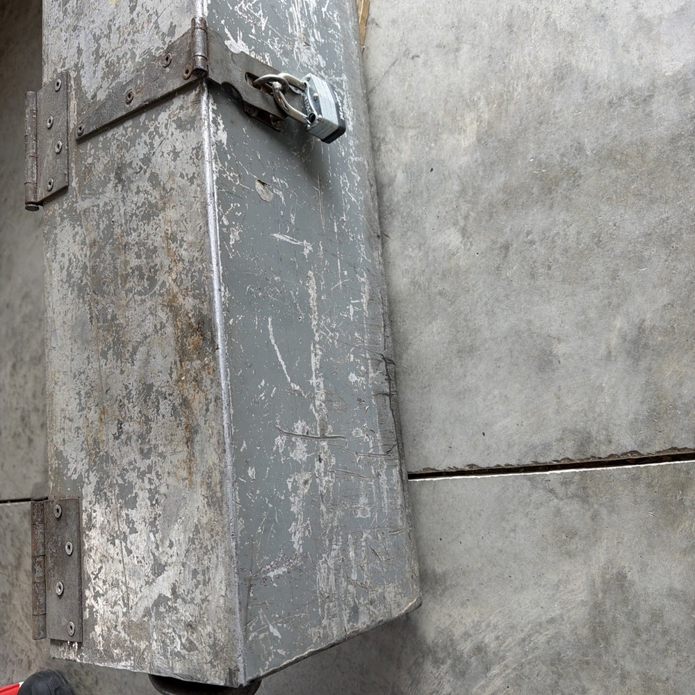 RIDGID 700 ELECTRIC PIPE THREADER, THREADER DIES, RATCHING HEAD, HANDLE AND CASE