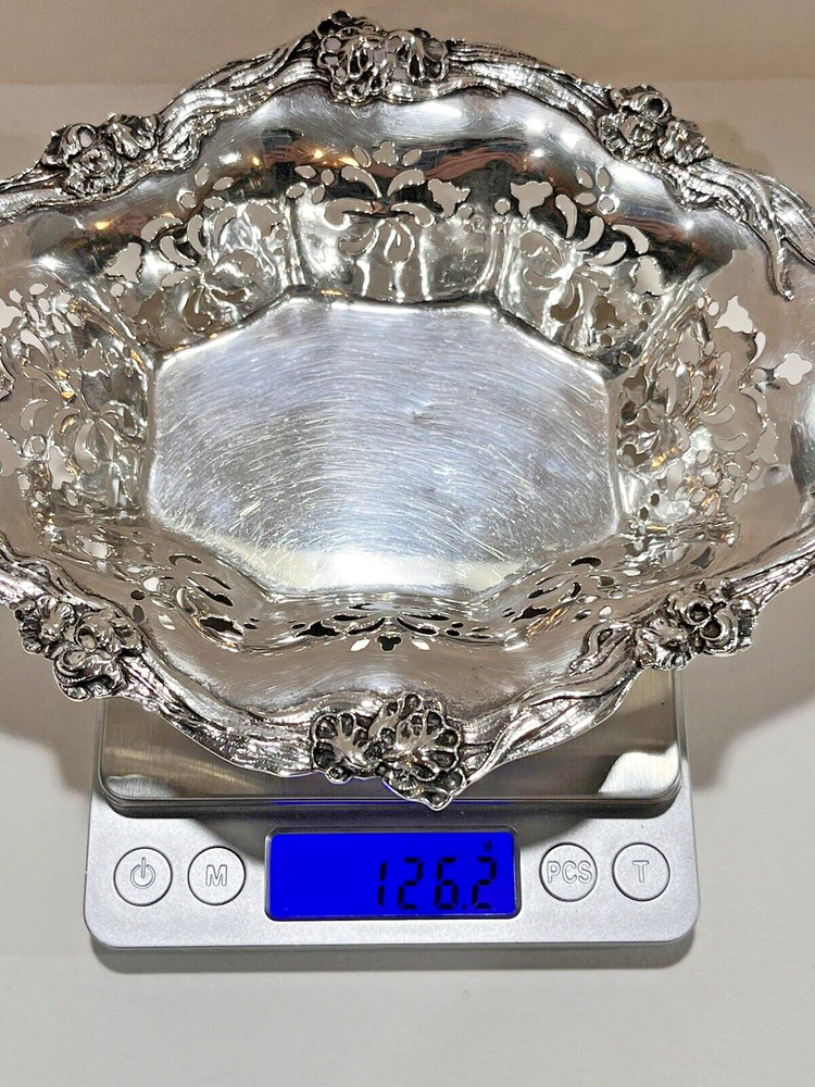 Sterling Silver Oval Dish Roger William Silver Co. 126 Gr. Circa 1900's