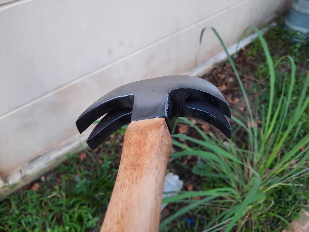 Double Claw Hammer
