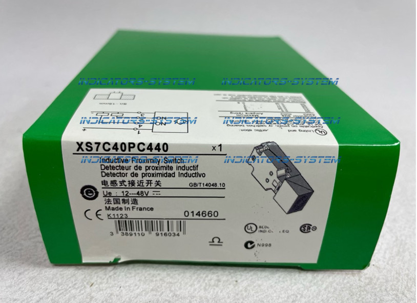 1PCS NEW FOR Schneider XS7C40PC440 Proximity switch sensor