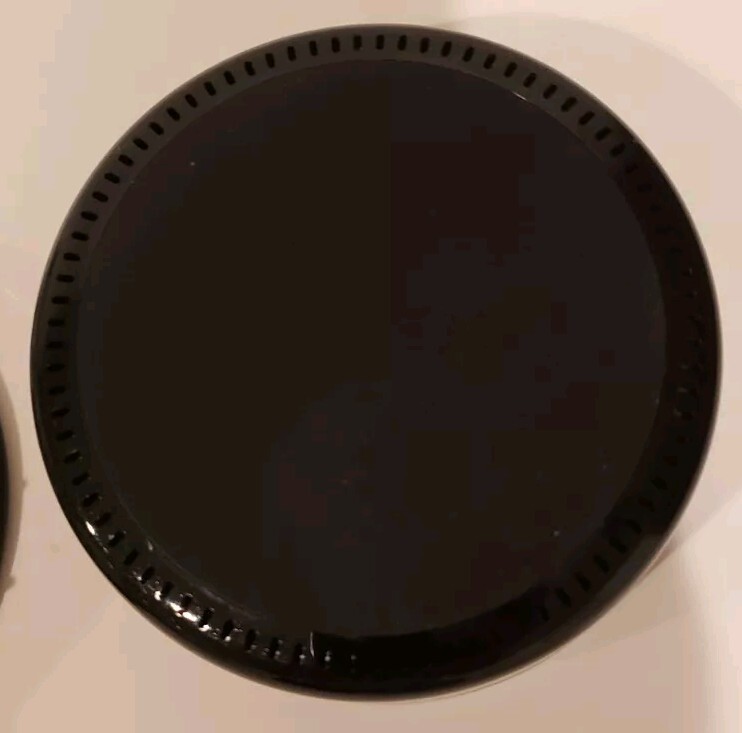 Amazon Echo Dot 2nd Generation Smart Speaker - Black (RS03QR) USB Cable/Adapter