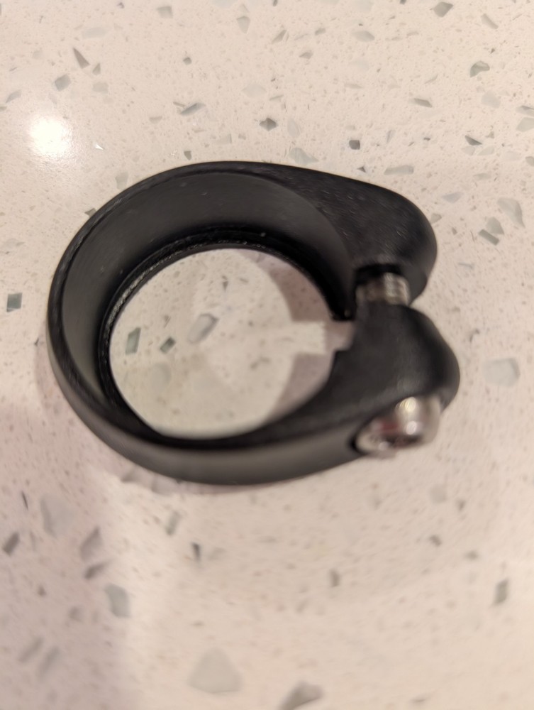 31.8mm ALLOY SEAT POST CLAMP Black