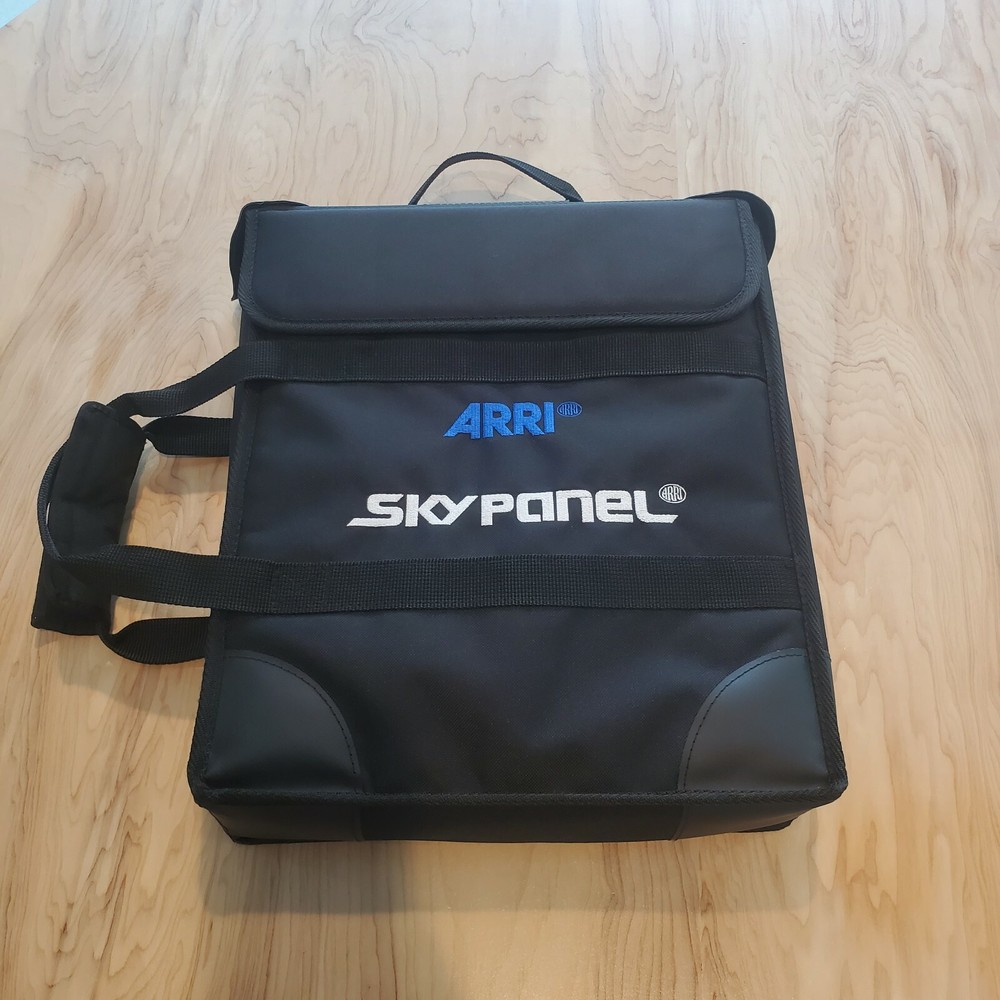 3 ARRI Light Intensifier Panels for SkyPanel S30-C with Case