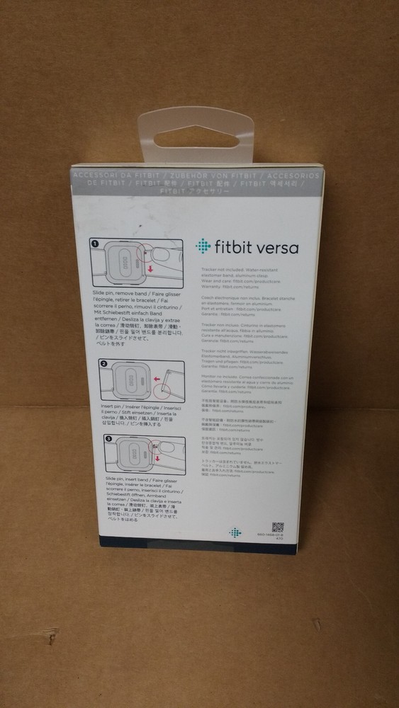 FITBIT VERSA BLACK CLASSIC REPLACEMENT BAND SIZE SMALL NEW IN BOX