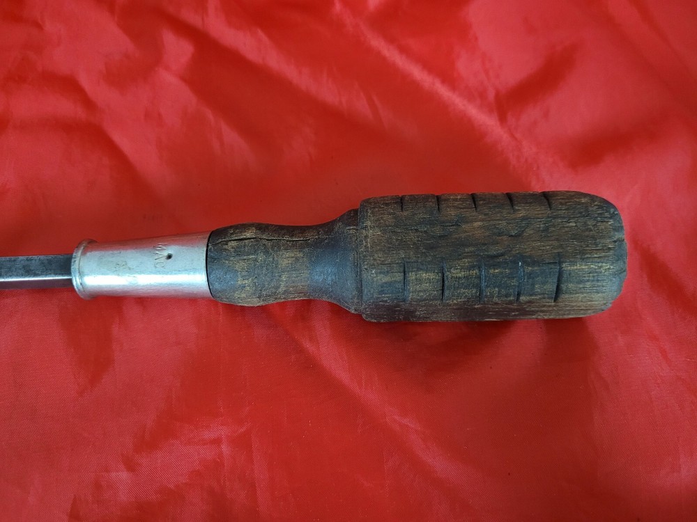 MAC 1/4" Flat Slotted Head Square Shank Screwdriver Wood Handle S3
