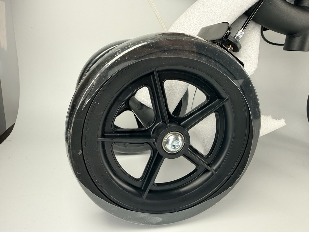 Knee Rover - Steerable Knee Scooter - Matt Black