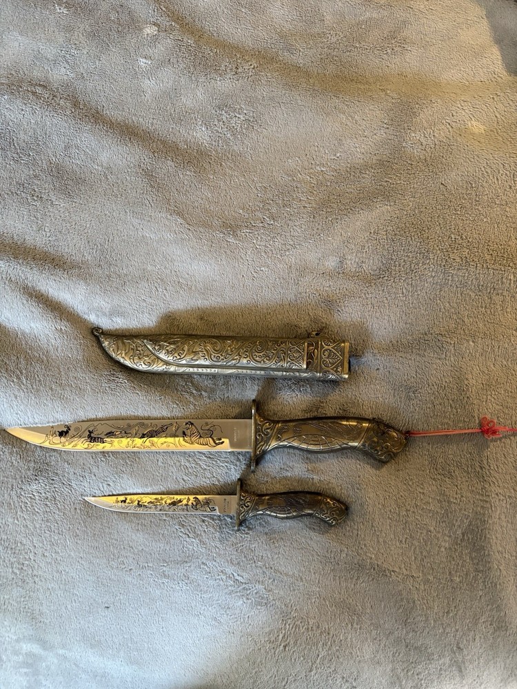 Vintage Dual Chinese Dagger With Sheath