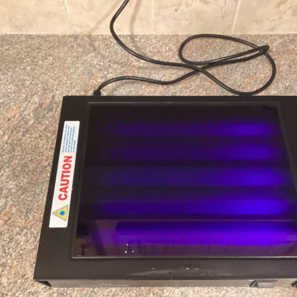 Protein Simple ATI26D Transilluminator