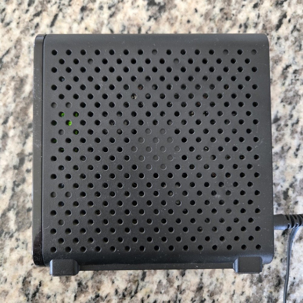 🔌 Black Cable Modem with Power Adapter | Clean, Working, DOCSIS Ready