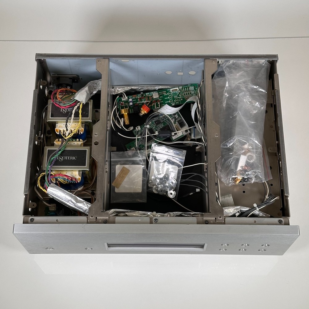 Esoteric X-03 SACD Player; Silver; AS-IS