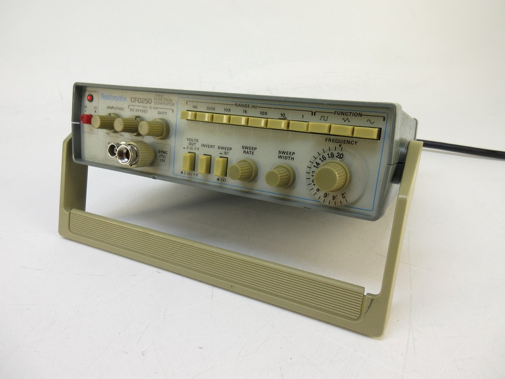 Tektronix CFG250 Function Generator 0.2Hz to 2 MHz