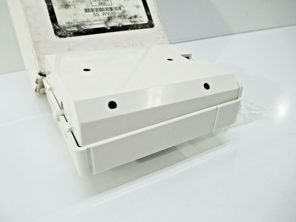 SENSOR SWITCH CORNER MOUNT WIDE VIEW OCCUPANCY SENSOR WV-16 OFFICE NEW